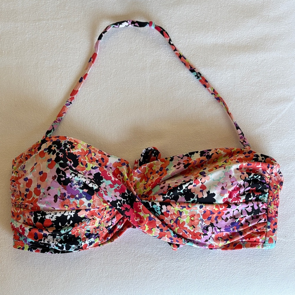 Kenneth Cole Reaction Floral Bikini Top